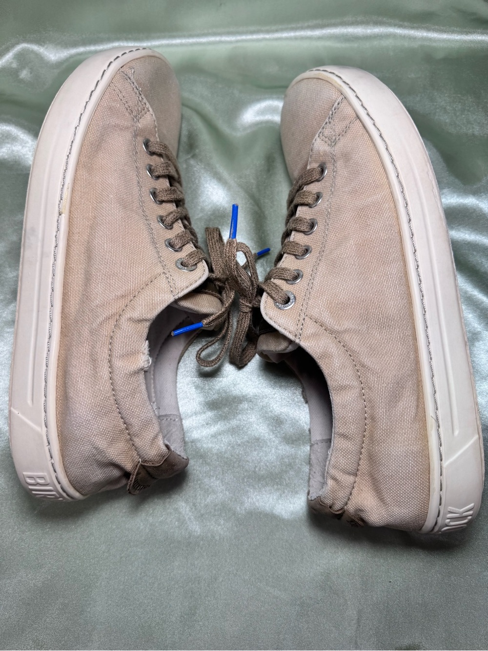 Birkenstock Vintage Canvas Lace Up Sneakers Tan Cream Blue Logo Tread EU 37 US 6 - Picture 5 of 12